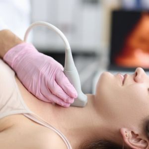 Fine needle aspiration biopsy of the thyroid under ultrasound guidance with cytological evaluation - urgent mode.