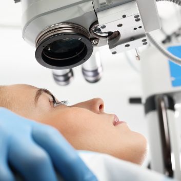 Irydotomia laserowa - jaskra (jedno oko)