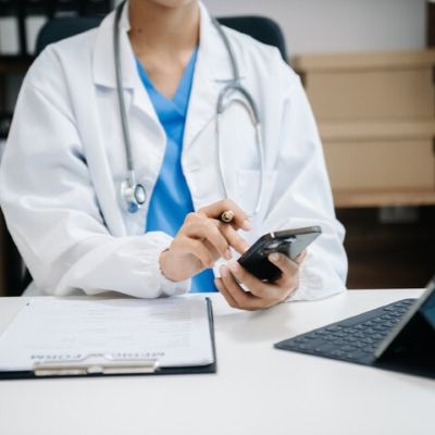 Czy konsultacja obesitologa przez telefon jest dla Ciebie?