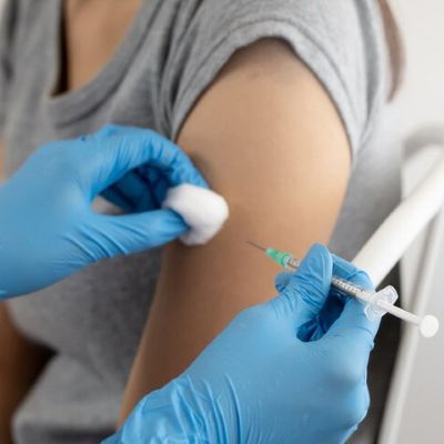 Czym jest szczepienie IXCHIQ?